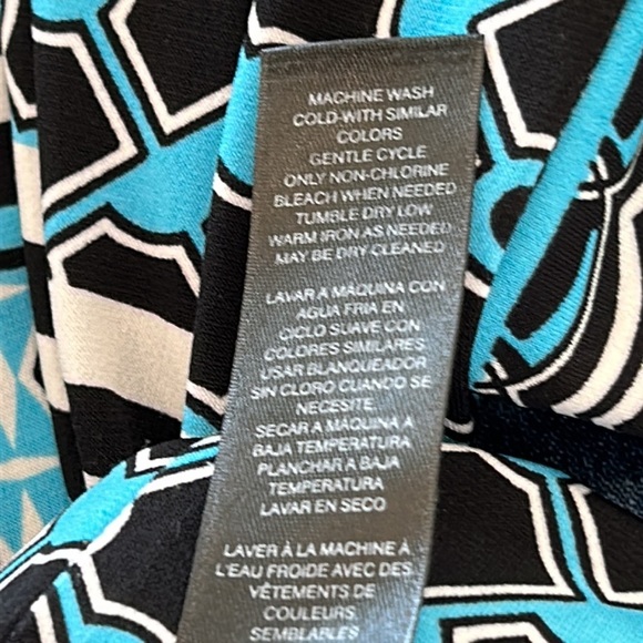 White House Black Market Colorblock No Wrinkle Lightweight Shift Dress sz.S - Picture 5 of 7